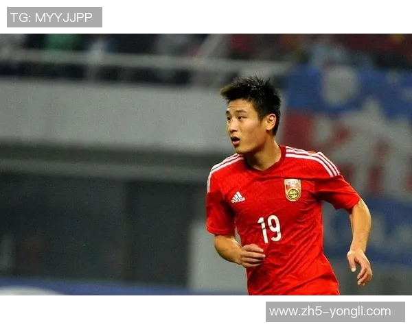 足球10号传奇背后的故事与荣耀解析他如何改变比赛的格局与未来 足球10号传奇背后的故事与荣耀解析他如何改变比赛的格局与未来